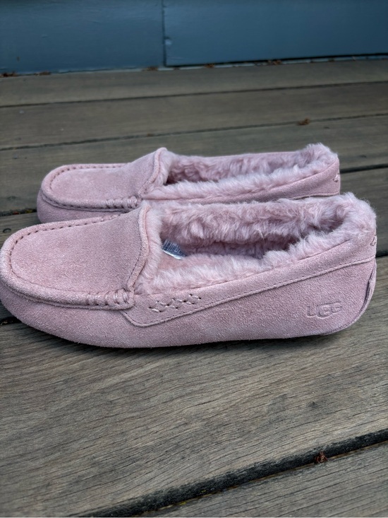 UGG Shoes - New UGG Women Blush Pink Suede Moccasin Slippers